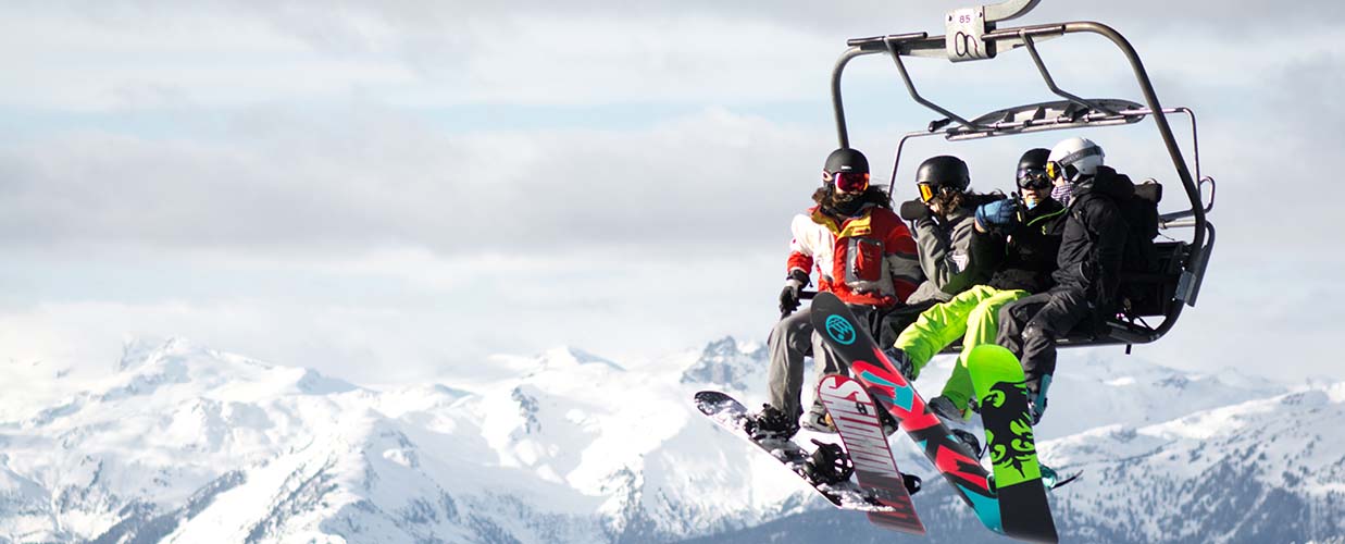 Skiing canada