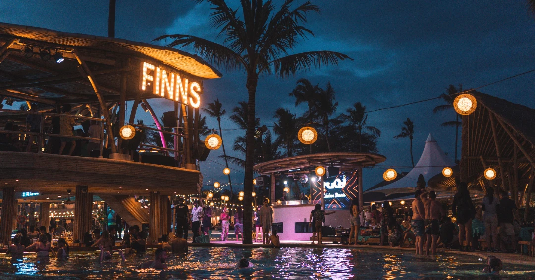 Finns Beach Club