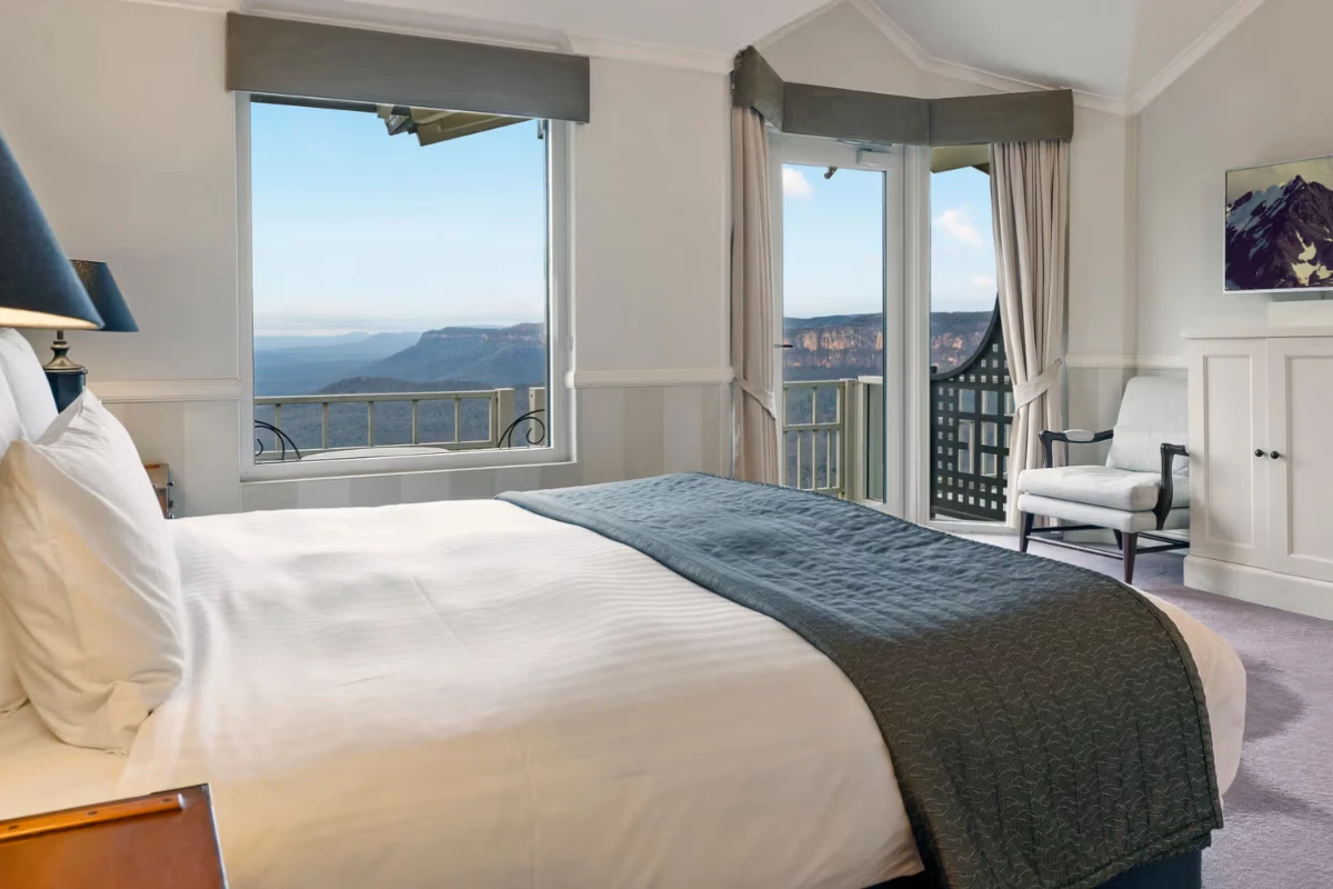 long weekend getaways - echoes hotel