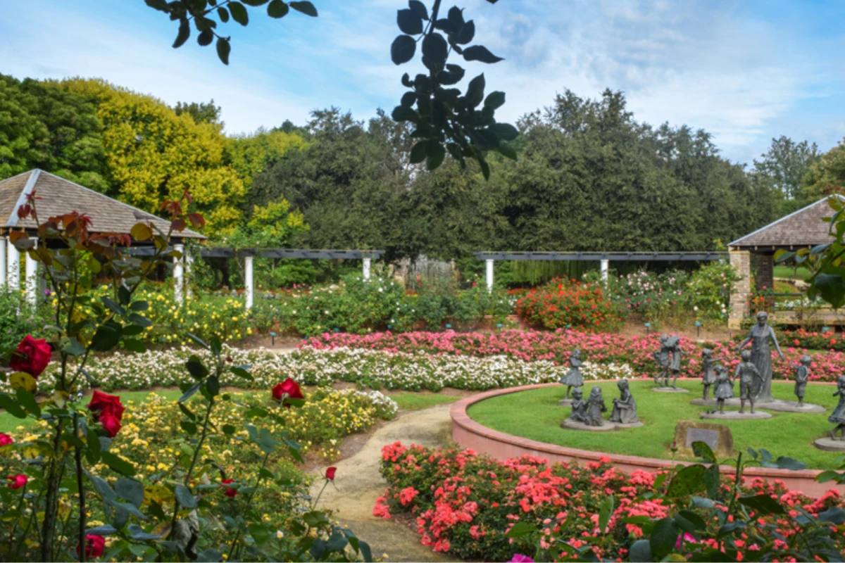 long weekend getaways - hunter valley gardens