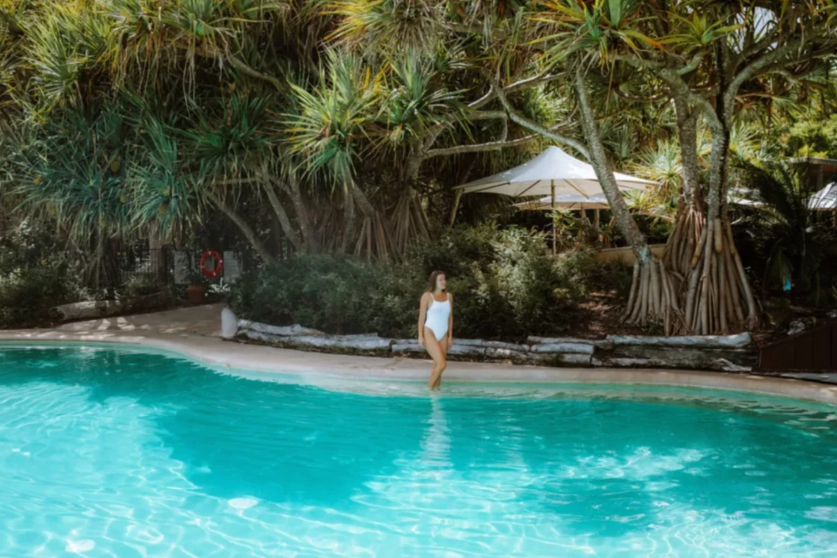 kingfisher bay resort