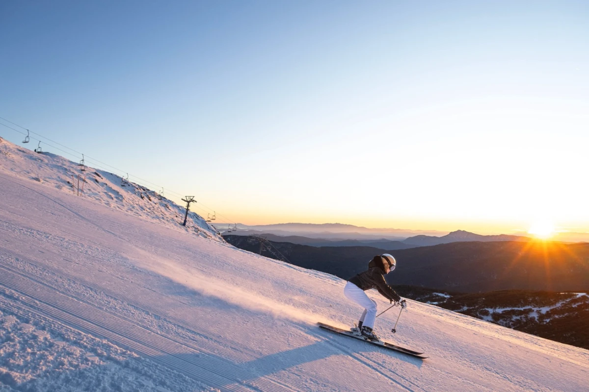 long weekend getaways - mt buller
