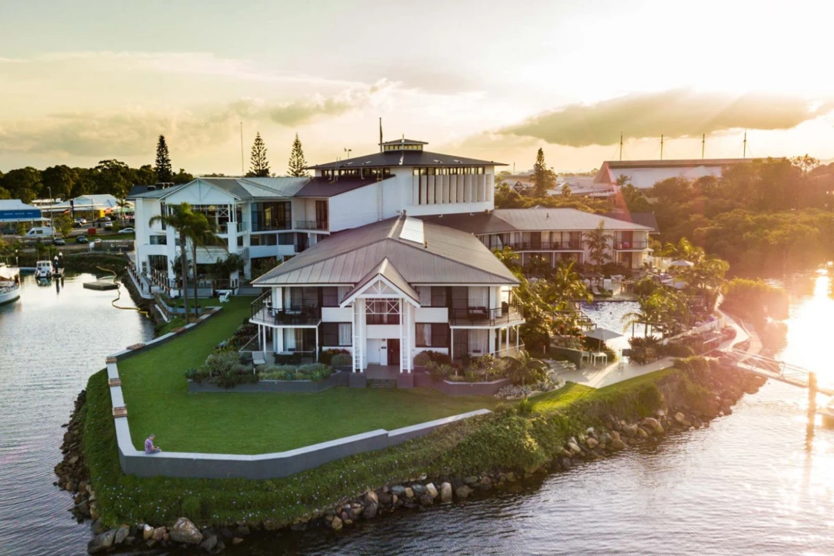 long weekend getaways - sails port macquarie