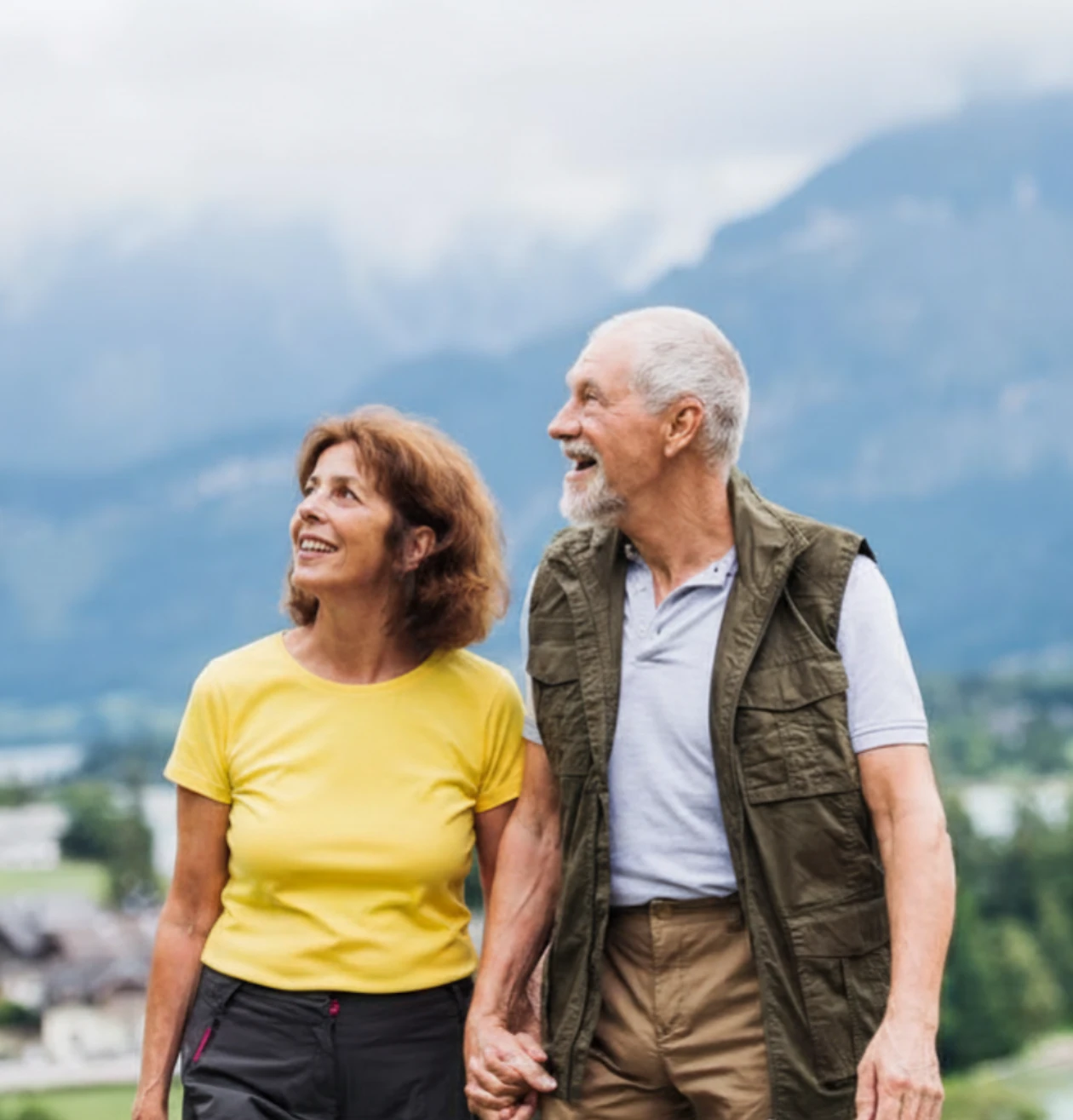 seniors travelling