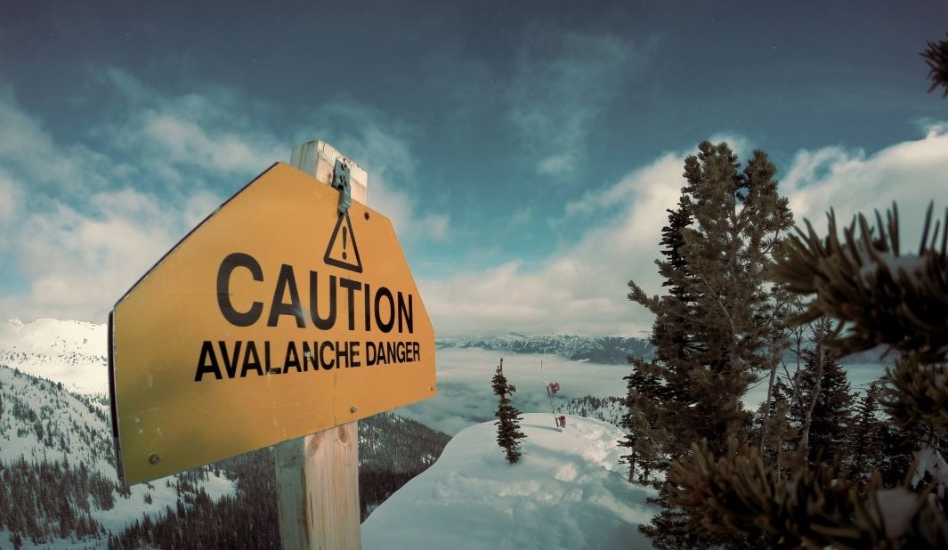 Warning sign for Avalanche